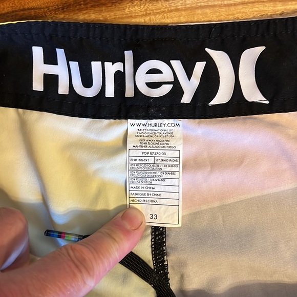 Hurley Phantom board-shorts size 33 multi color - Picture 5 of 5